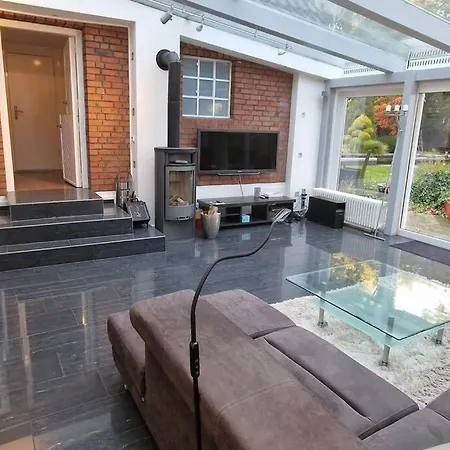 Stadtnahe Familienvilla Villa