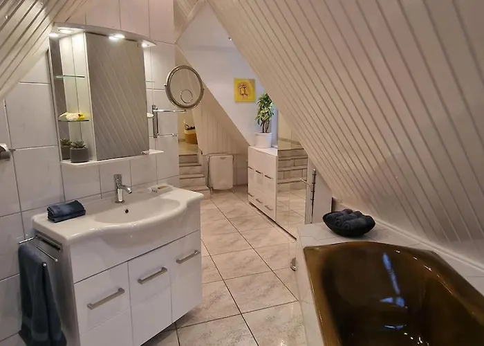 Stadtnahe Familienvilla Willa Oersdorf